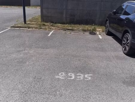 location place de parking