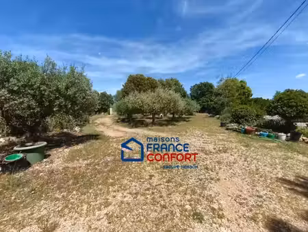 vente terrain 700 m² à flassans-sur-issole (83340)  135 000 €