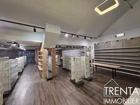 vente locaux professionnels 423 m² à voiron (38500)  600 000 €