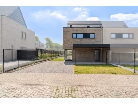 huis te koop in wichelen met 3 slaapkamers