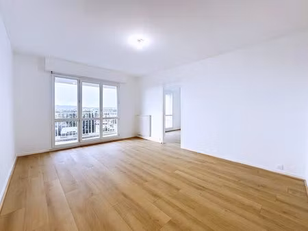 a saisir en vente flash ! f3 61 m² + cave + parking - rer a bry sur marne
