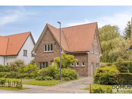 huis te koop in meise met 3 slaapkamers