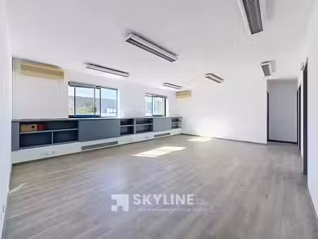 vente locaux professionnels 4 pièces 94.37 m² à marseille 9ème (13009)  150 000 €
