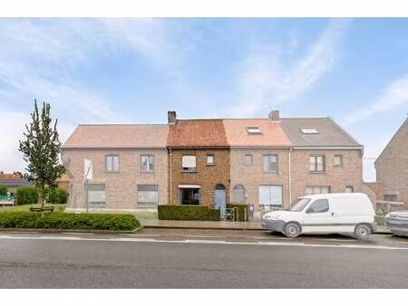 huis te koop in veurne met 3 slaapkamers