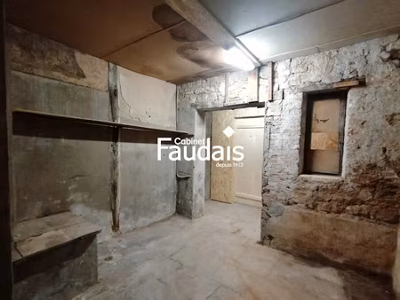 location appartement 1 pièce 15 m² à isigny-sur-mer (14230)  80 €