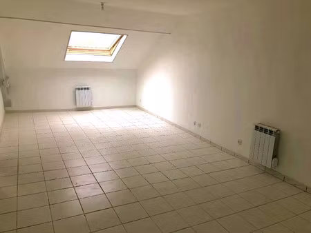 location appartement 1 pièce 33.86 m² à chaumont (52000)  390 €