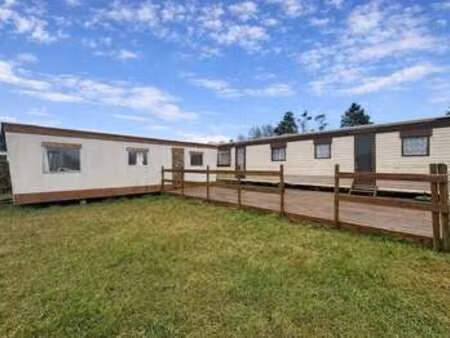 vente terrain à surville (50250) : à vendre / 1082m² surville