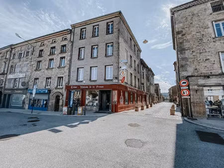 location appartement 3 pièces 60 m² à saint-bonnet-le-château (42380)  460 €