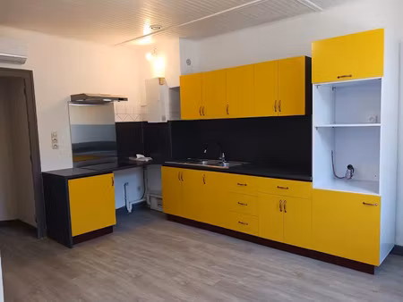 location appartement 3 pièces 49 m² à bazas (33430)  487 €