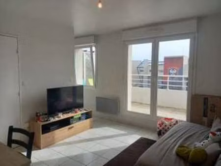 location appartement 2 pièces à caen (14000) : à louer 2 pièces / 29m² caen
