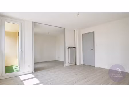 strasbourg meinau  4 pièces 82 57 m² avec cave et loggias