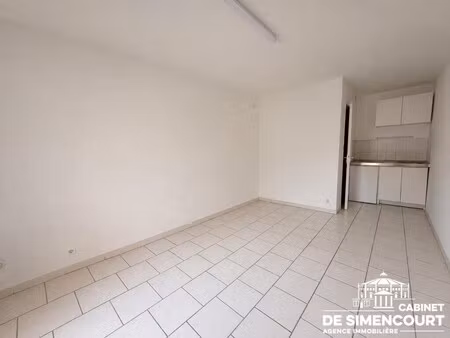 vente commerce amiens 80000 18m²