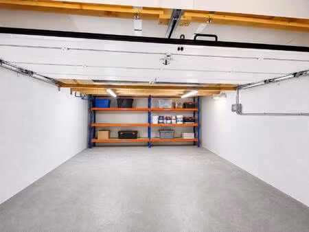 garage double fermé – résidence les naïades