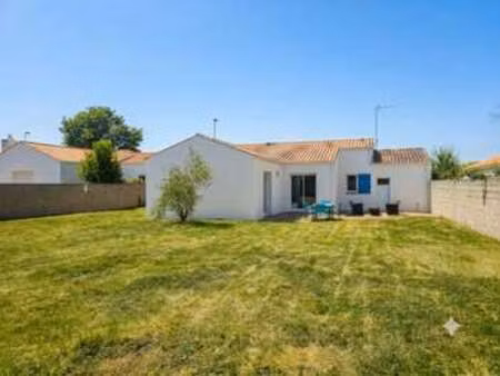 vente maison à challans (85300) : à vendre / 99m² challans