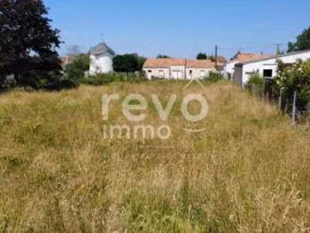 vente terrain à la varenne (49270) : à vendre / la varenne