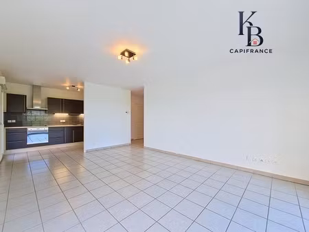 ambilly  appartement t3 de 70 m² avec terrasse de 23 m² à deux pas de la douane