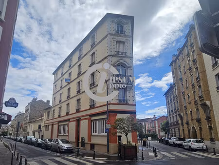 charmant t2  quartier des philosophes  vue sur cour privé