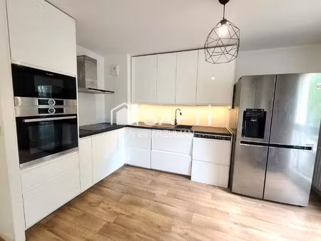 duplex  balcon vue seine  parking sous-sol