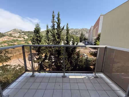 trés beau t4 de 63 77m2 lc avec balcon