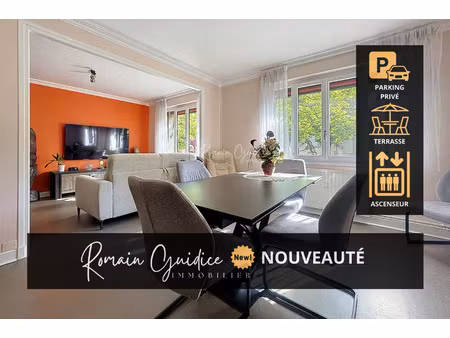 f4 88 m2 avec balcon place de parking et ascenseur