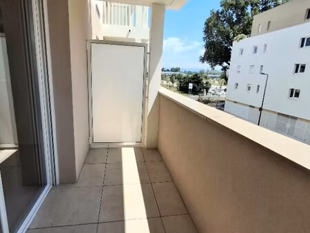t1 neuf avec terrasse et parking à monteux