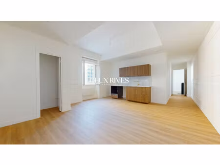 centre-ville de nantes : charme  lumière et rénovation de qual
