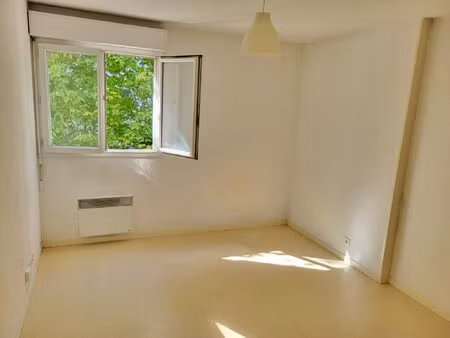 t1 - 451.47€ cc / mois - pessac compostelle la paillere