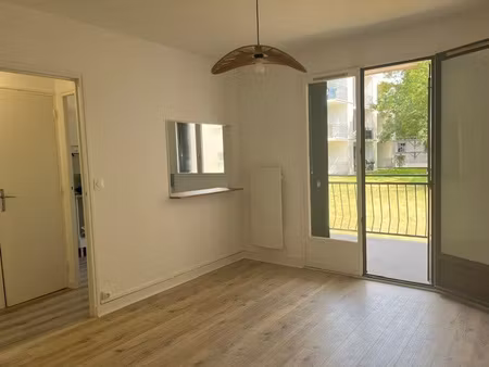 studio de 26.09 m2 - creteil (quartier buttes halages)