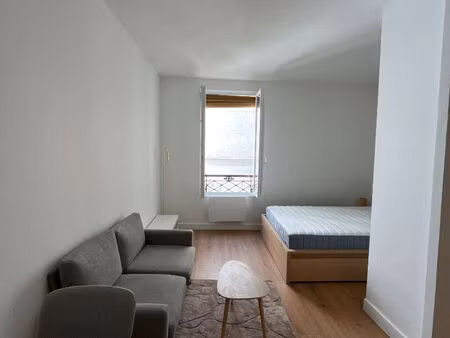 studio meuble