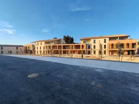 appartement t3 neuf avec terrasse à uzès