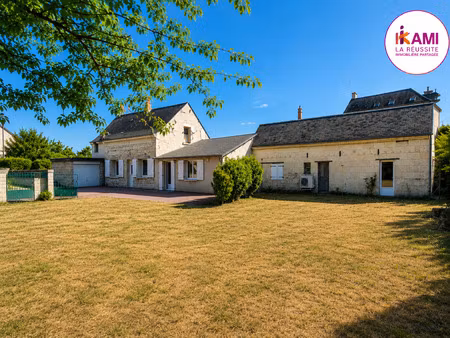maison 3 chambres au calme avec garage  dépendances et jardi