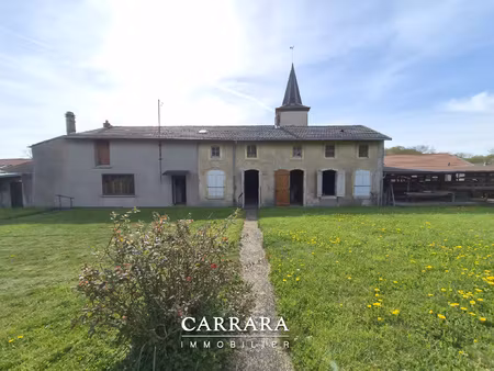 maison lorraine  de caractère avec ses dépendances à exploit