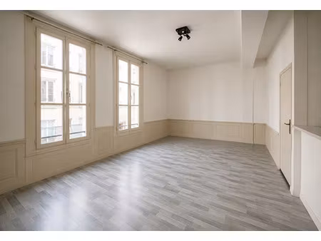 investissez au coeur du bouchon de champagne à troyes !