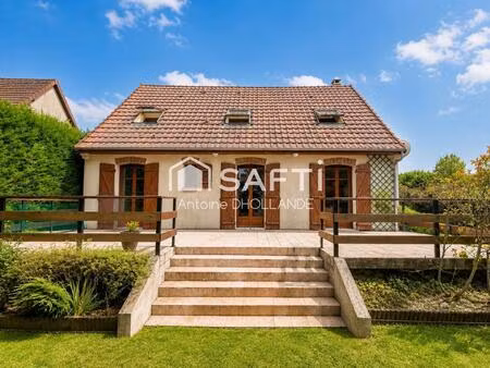 maison familiale  5 chambres et sous-sol complet