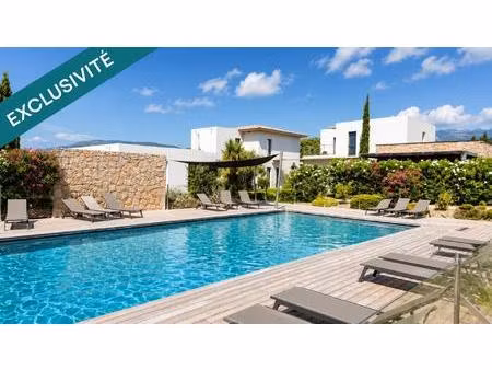 villa 2 chambres avec terrasse proche de la plage