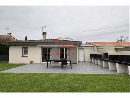 maison de plain-pied 4 chambres et jardin