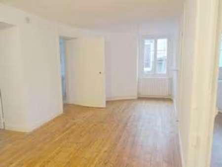 location appartement 3 pièces à nantes centre ville (44000) : à louer 3 pièces / 56m² nant