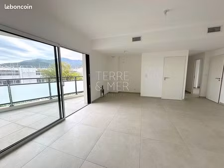 appartement 4 pièces 86 m²