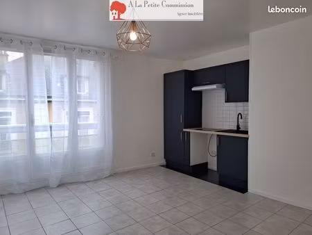 studio 1 pièce 26 m²
