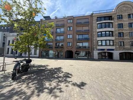 gezellig appartement op de markt van deinze