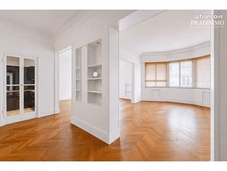 appartement 4 pièces 161 m²