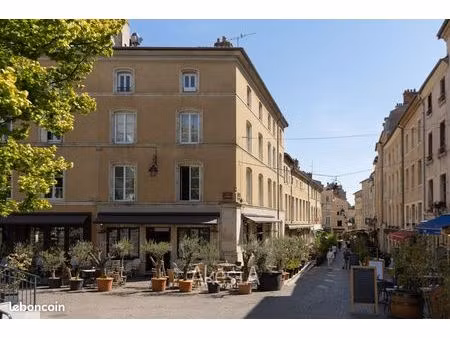 appartement 4 pièces 87 m²