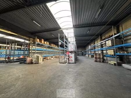 entrepôts avec bureaux à louer à merksem