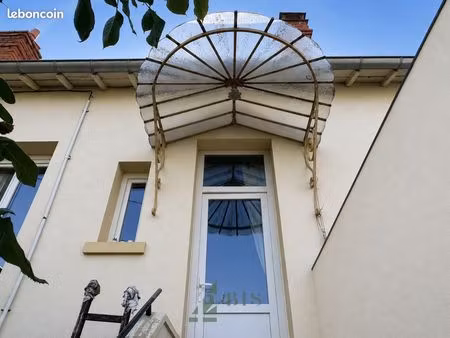 maison de ville 3 pièces 120 m²