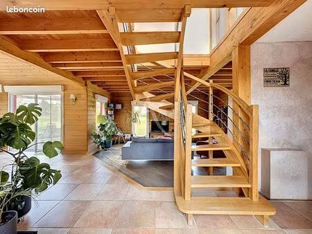 maison 6 pièces 135 m²
