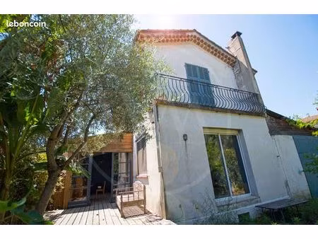 villa 4 pièces 83 m²