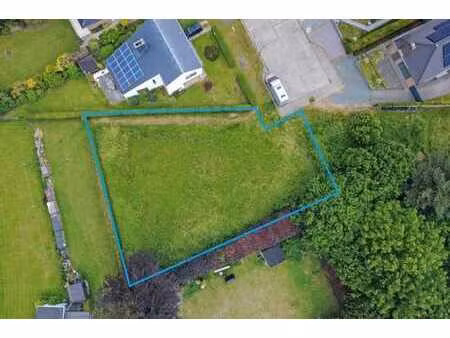 terrain à construire (8a68) - superficie habitable: 450m2!