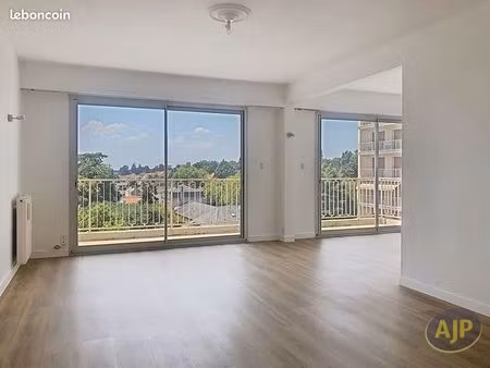 appartement 4 pièces 106 m²