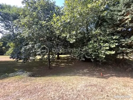 terrain 2 490 m² montaigu
