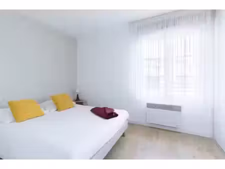 location meublée appartement 3 pièces 60 m² à lissieu (69380)  1 260 €